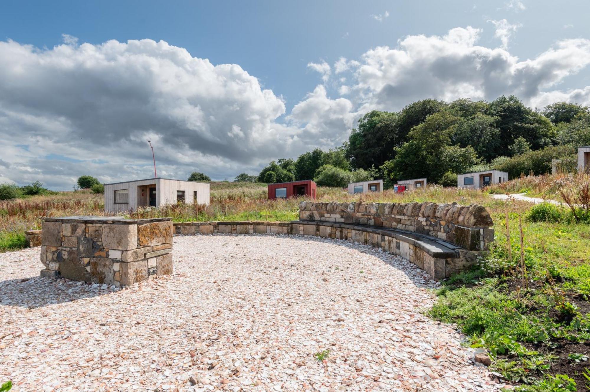 Rustic Cabins, Sea Views From Rewilded Farm With Highland Cows St Andrews Eksteriør billede