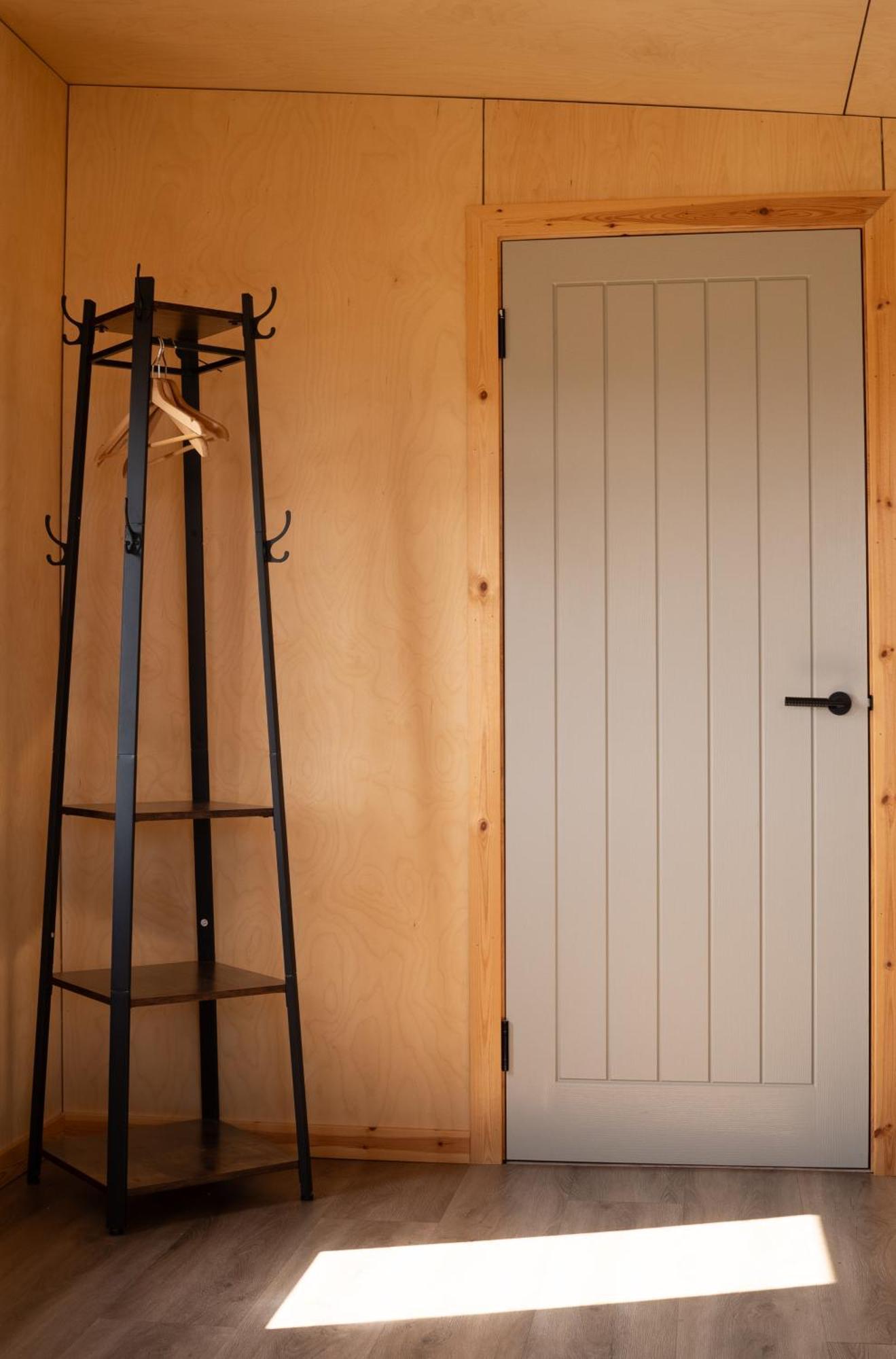 Rustic Cabins, Sea Views From Rewilded Farm With Highland Cows St Andrews Eksteriør billede
