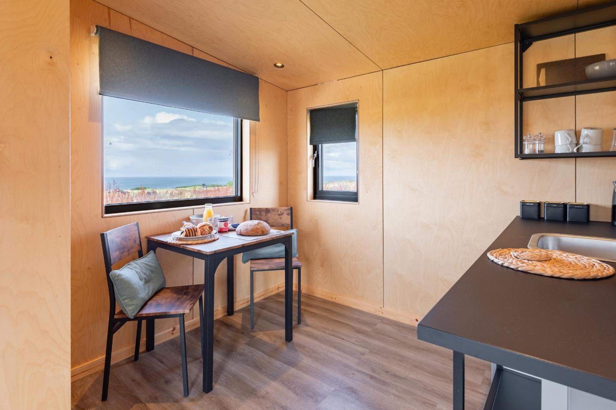 Rustic Cabins, Sea Views From Rewilded Farm With Highland Cows St Andrews Eksteriør billede